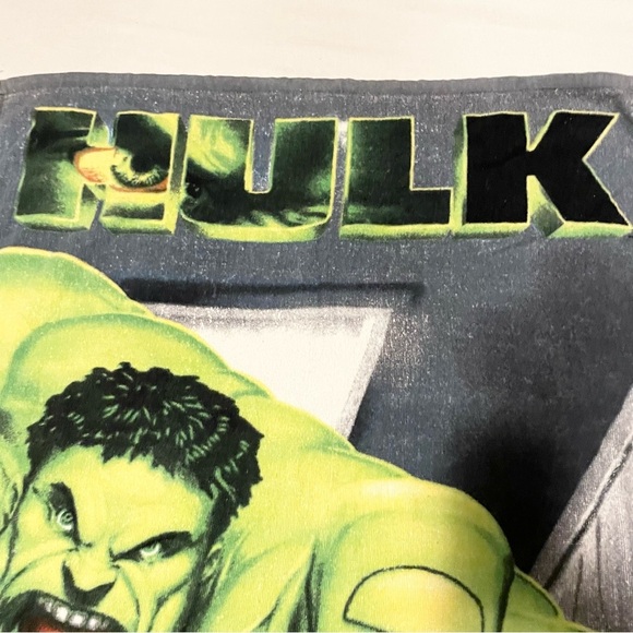 Vintage 2003 Marvel Hulk Beach Towel - Picture 5 of 16